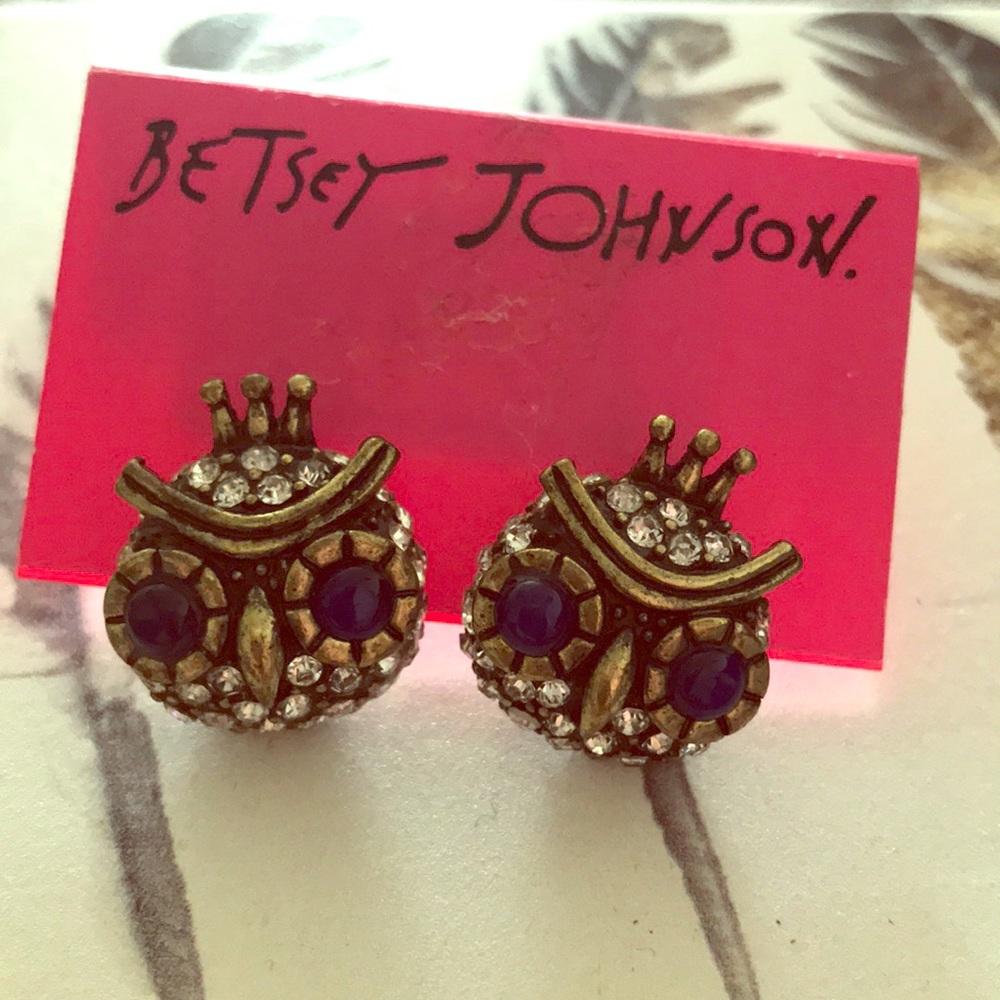 NWT Betsey Johnson owl earrings